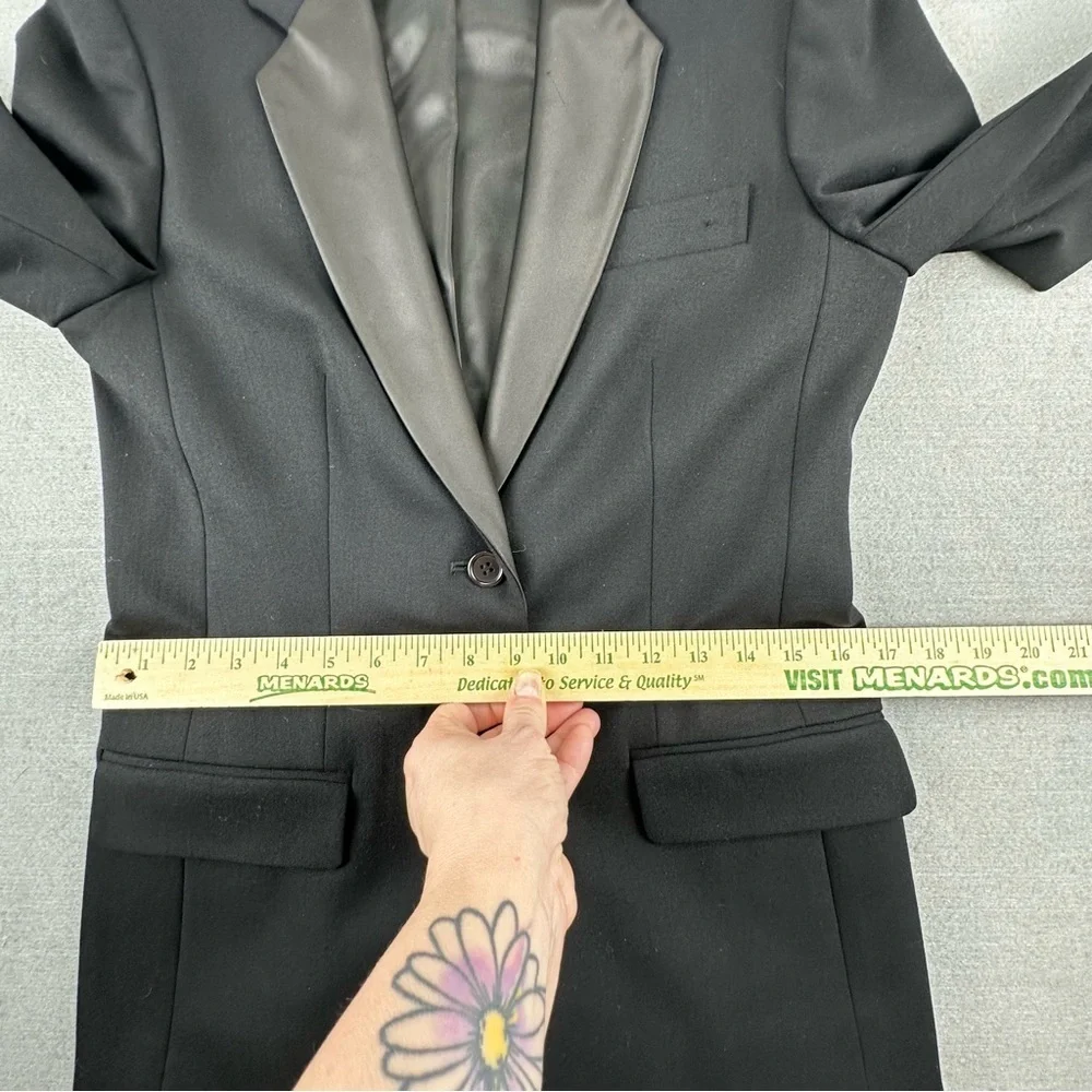 Theory Women’s High-Shine Lapel Wool Blend Blazer Size M Black EUC